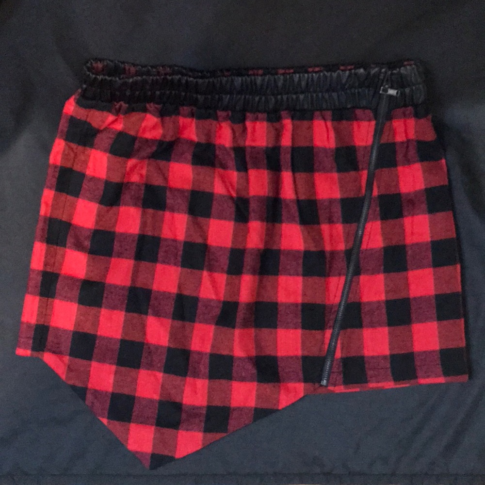 Plaid Zip Skirt by Lucca Couture - Picture 2 of 2
